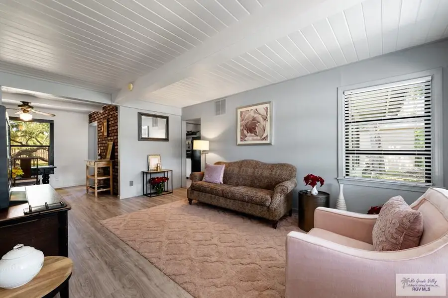 1901 N Parkwood Dr #16, Harlingen, TX 78550 - Image #2