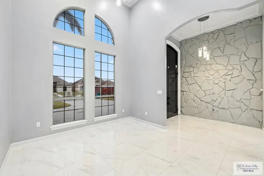 6948 Wild Olive, Brownsville, TX 78526 - Image #2