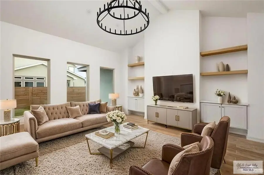 2080 Eagle Landing Dr, Edinburg, TX 78542 - Image #2