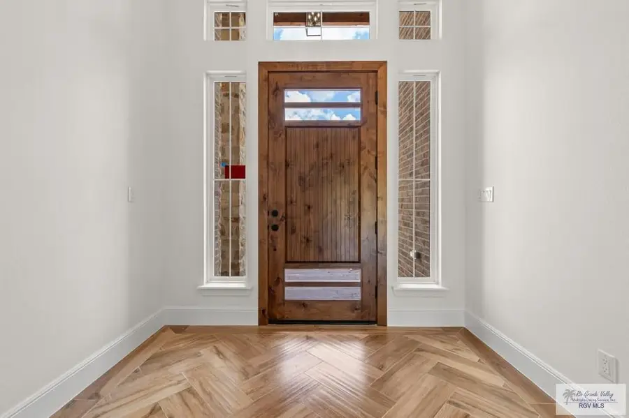 23888 Shiloh Trail, Primera, TX 78552 - Image #2