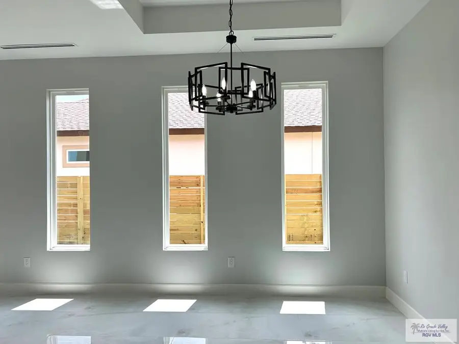 5620 Hedgerow Ct, Brownsville, TX 78526 - Image #3