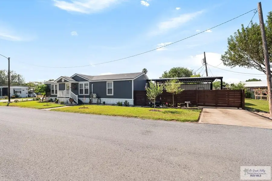 805 N Anaqua St., La Feria, TX 78559 - Image #2