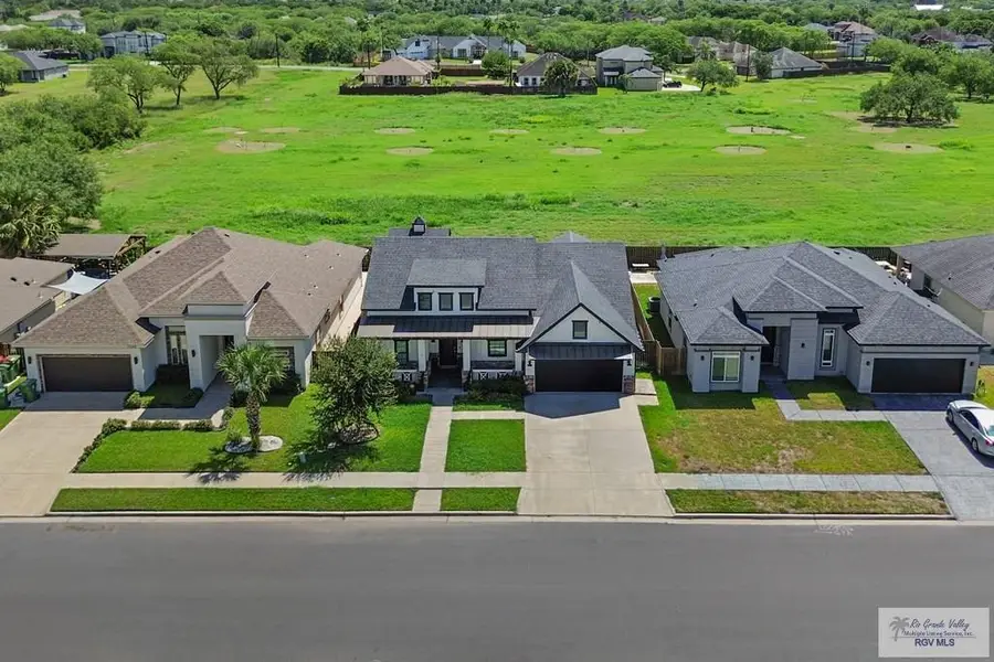 7228 Dominica Dr, Brownsville, TX 78520 - Image #3