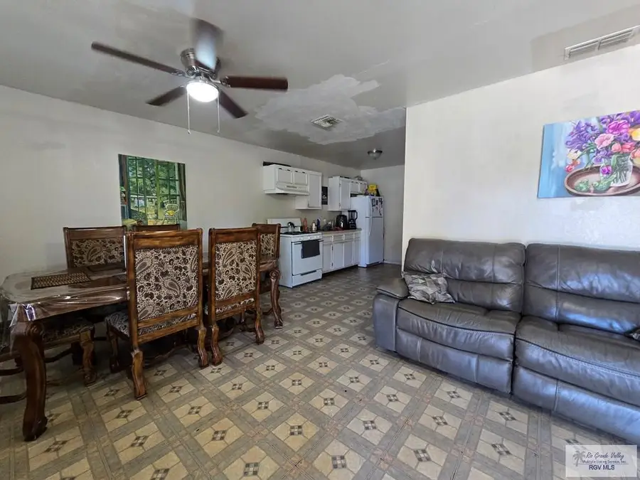 6267 Tecate, Brownsville, TX 78520 - Image #2