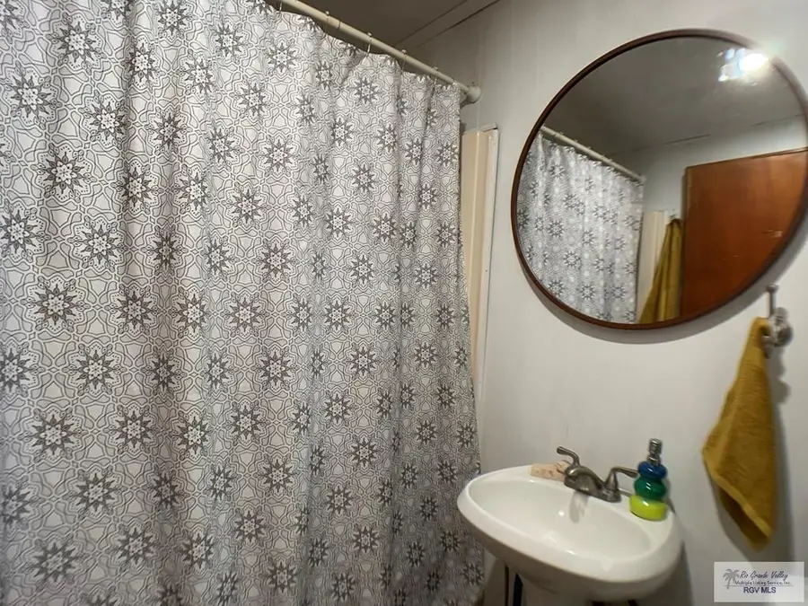 5211 Wassell Dr, Edinburg, TX 78542 - #3