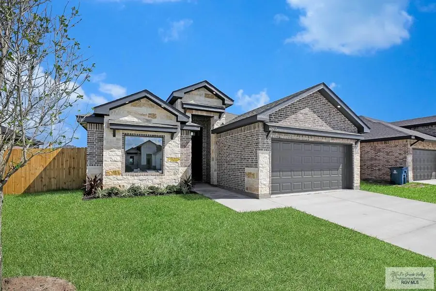 1435 Stirrup Cir #06, San Benito, TX 78586 - Image #2