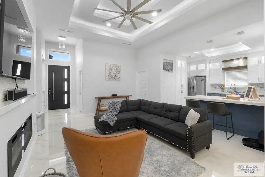 6918 Diamond Cove Dr, Brownsville, TX 78526 - Image #3