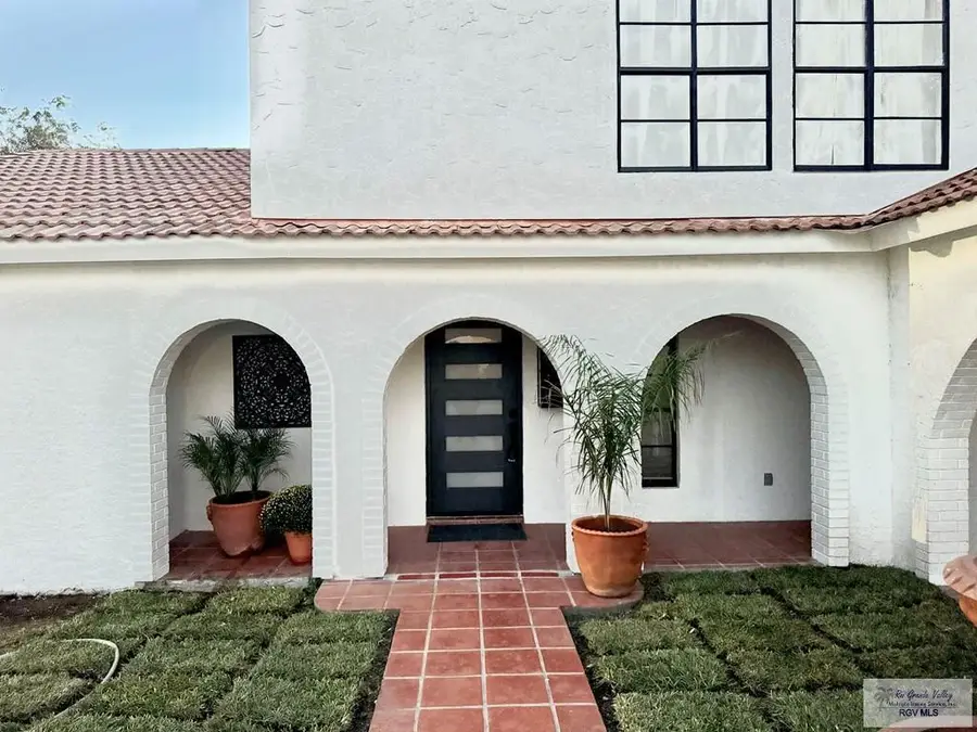 212 Morelos Ave., Rancho Viejo, TX 78575 - Image #3