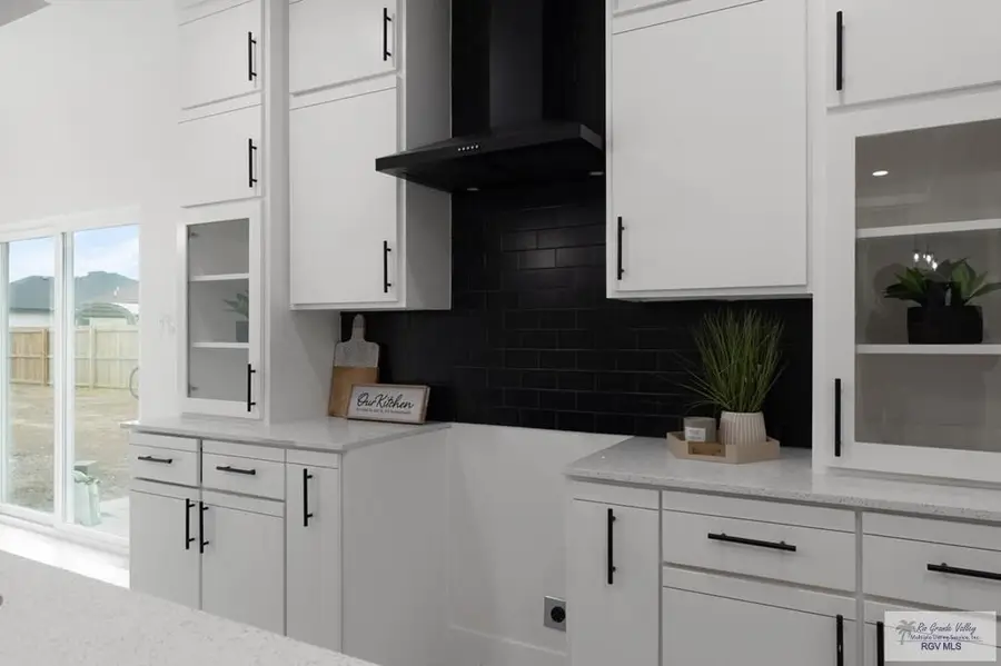 16 N Iowa, Indian Lake, TX 78566 - Image #3