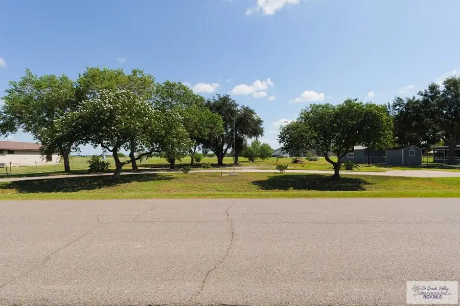 21827 New Combes Hwy, Harlingen, TX 78550 - Image #2
