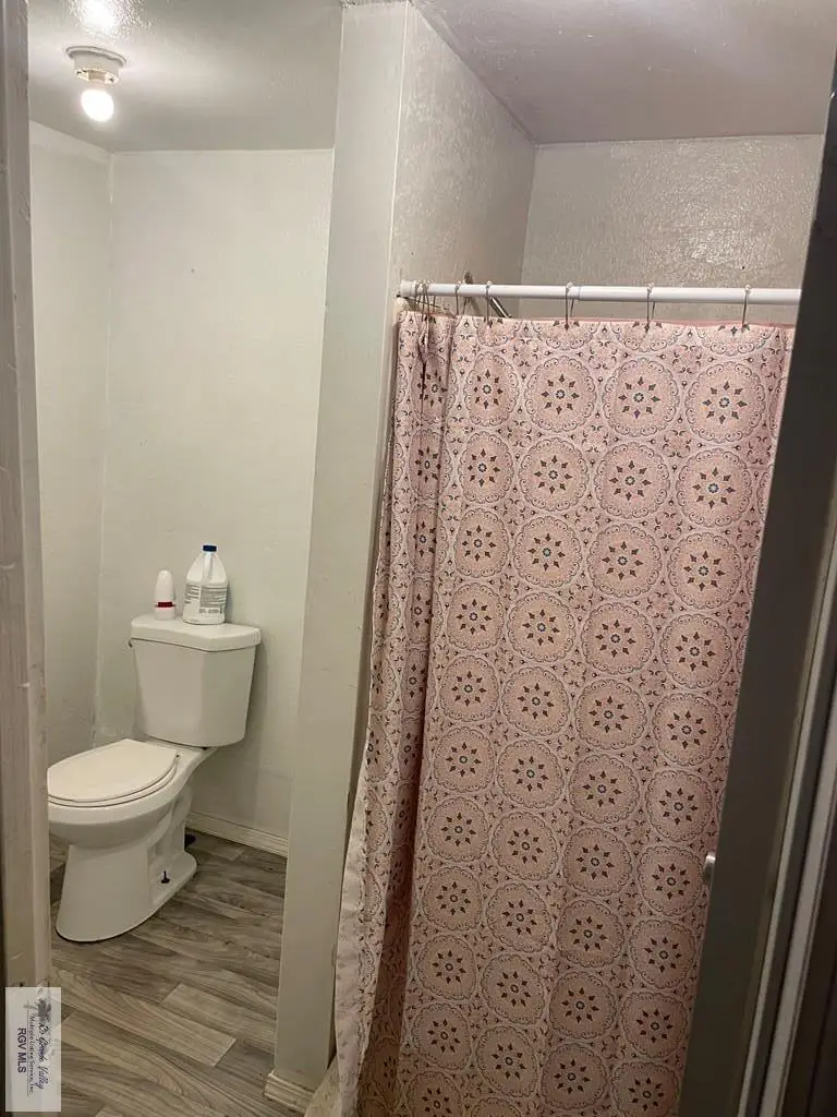 831 E Taylor St, Brownsville, TX 78520 - Image #2