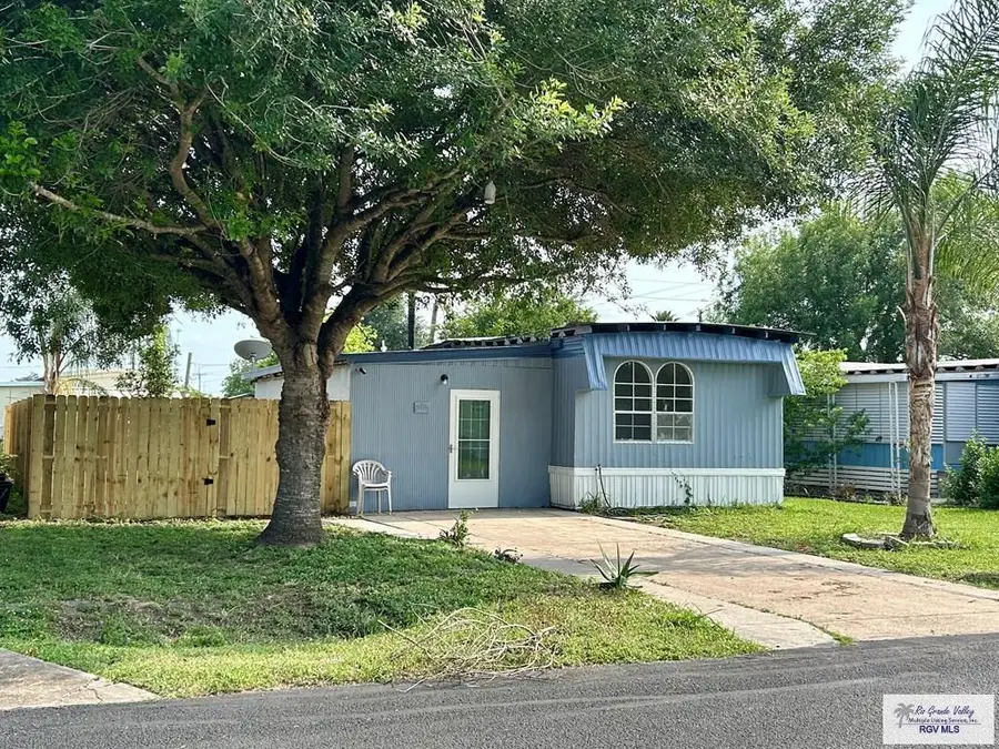 15702 Orange Dr, Harlingen, TX 78552 - Image #2