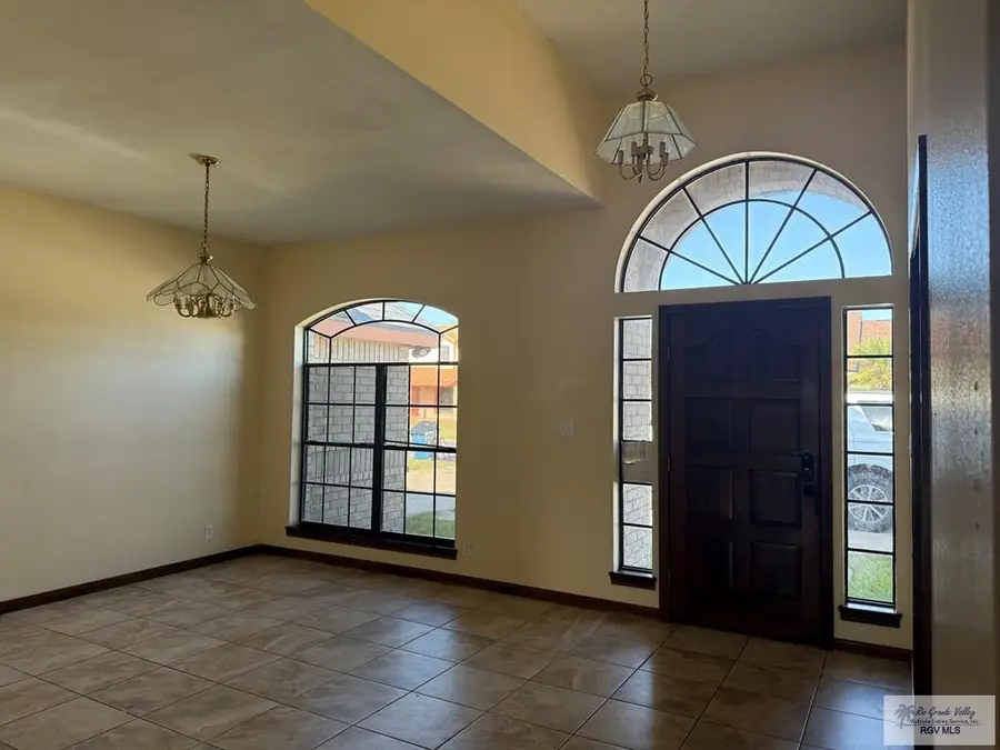 4823 Lakeway Dr., Brownsville, TX 78526 - Image #3