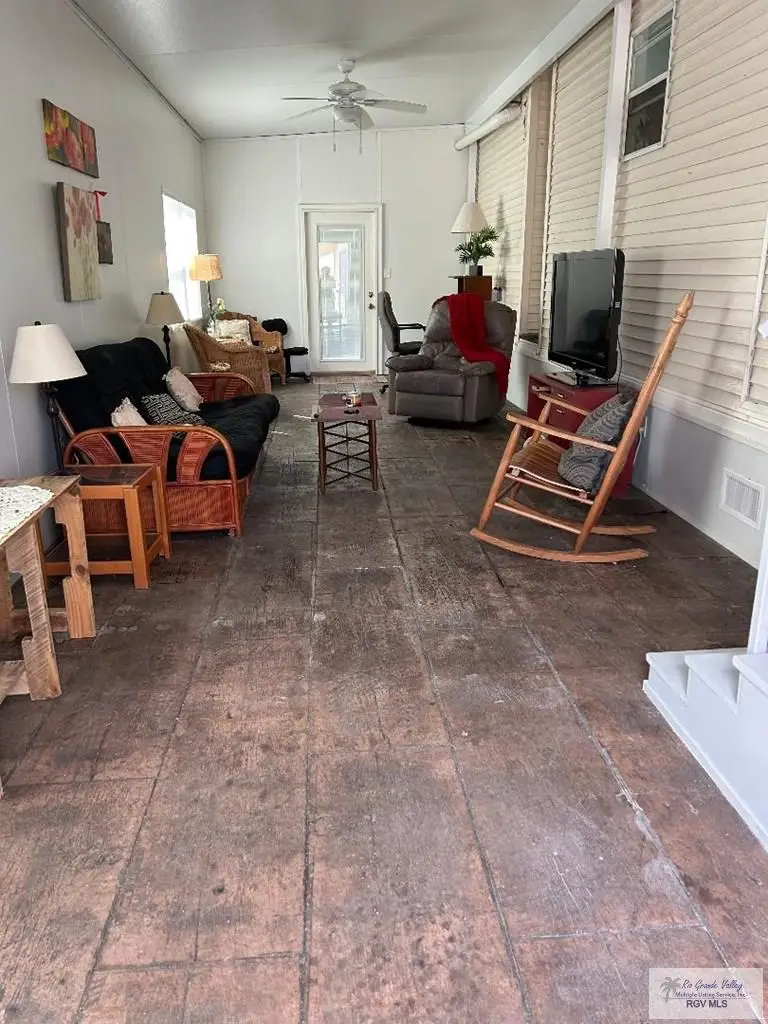 320 Mississippi River Blvd., Brownsville, TX 78520 - Image #2