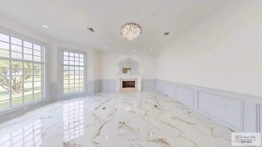 1009 Hacienda Del Sol, Weslaco, TX 78596 - Image #3