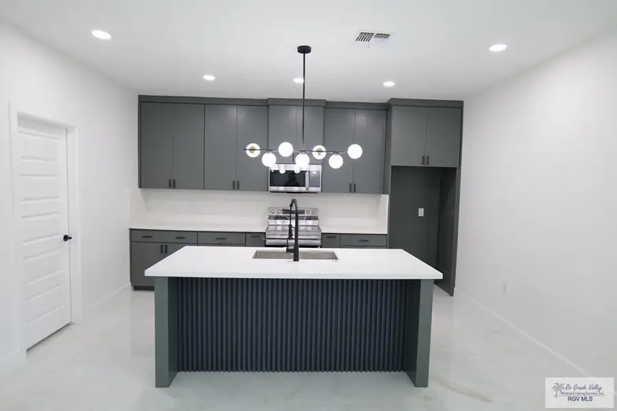 5325 Oakley St, Brownsville, TX 78526 - Image #2