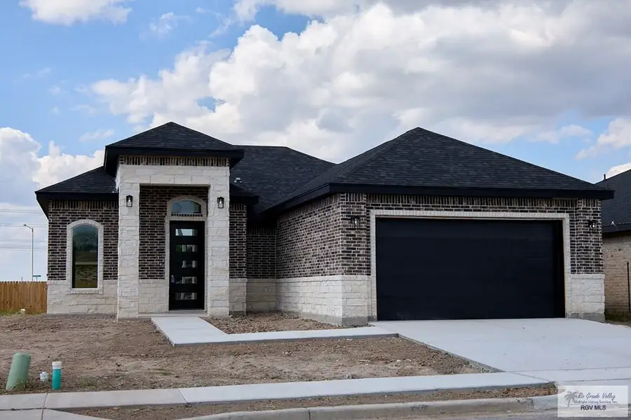 1705 Stirrup Cir, San Benito, TX 78586 - Image #2