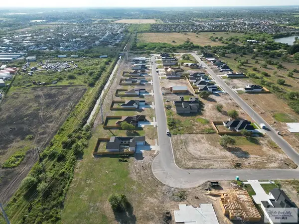 22 Paseo Cafetos St #22, BROWNSVILLE, TX 78526