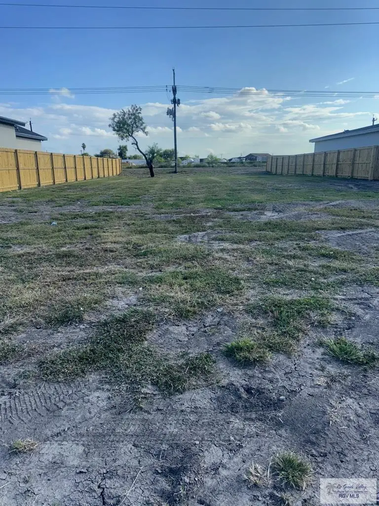 14 Paseo Cafetos St #14, Brownsville, TX 78526 - Image #2