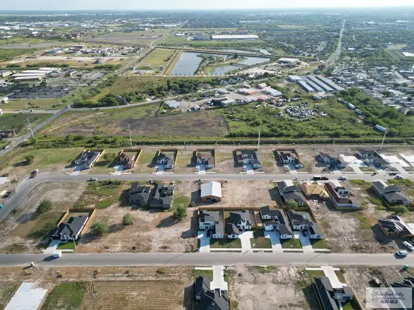 8 Paseo Cafetos St #8, BROWNSVILLE, TX 78526