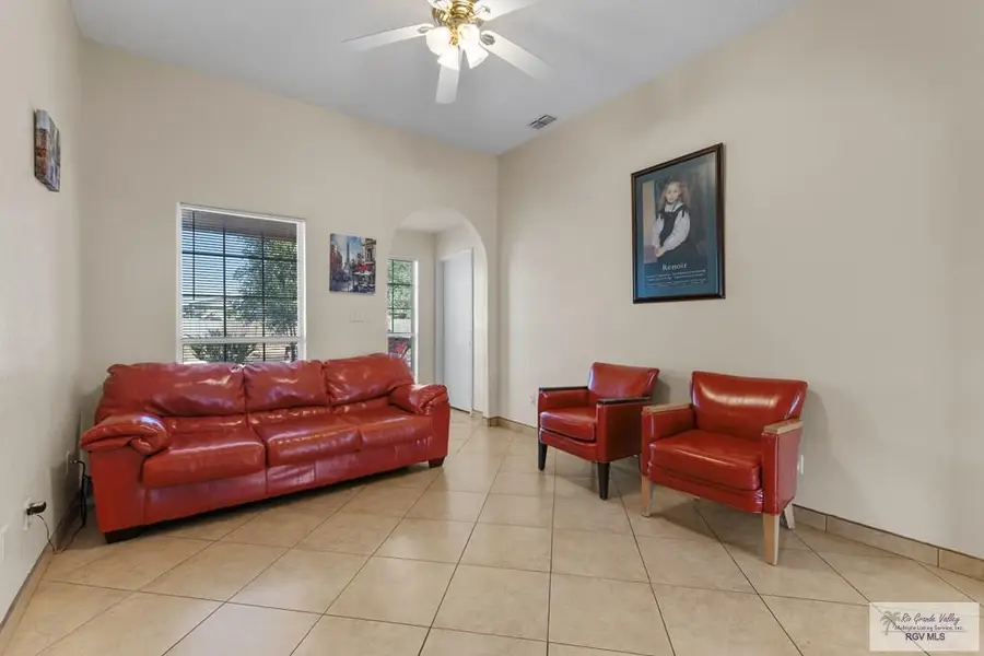 2650 Paris St., Brownsville, TX 78520 - Image #3