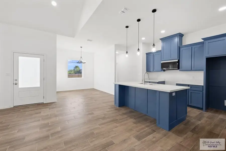 803 Ava Dr, La Feria, TX 78559 - #2