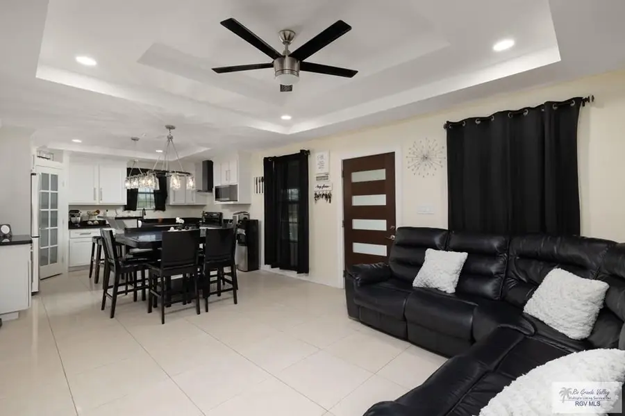 7001 Breckenridge Ln, Mission, TX 78572 - #3