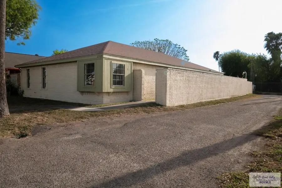 23919 Ellie Ln, Harlingen, TX 78552 - Image #2