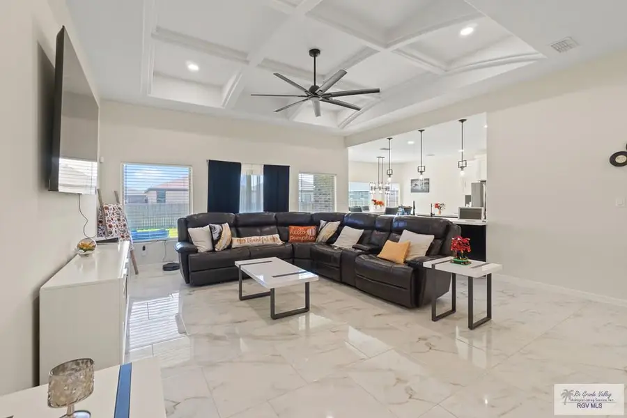 1513 Stirrup Cir, San Benito, TX 78586 - Image #2