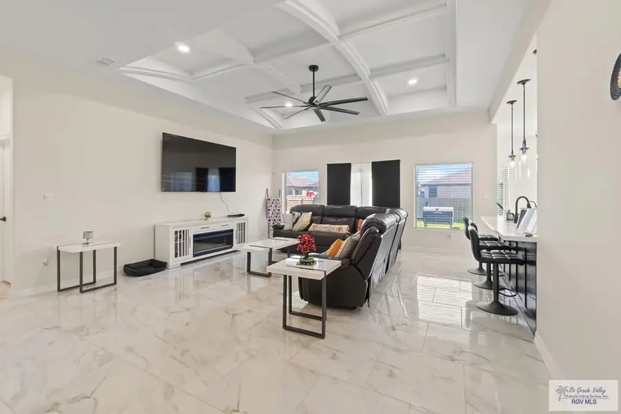 1513 Stirrup Cir, San Benito, TX 78586 - Image #3