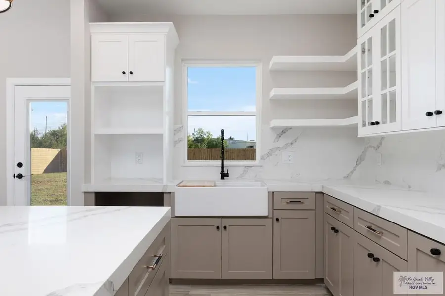 2614 Arely Ln, Brownsville, TX 78521 - #3