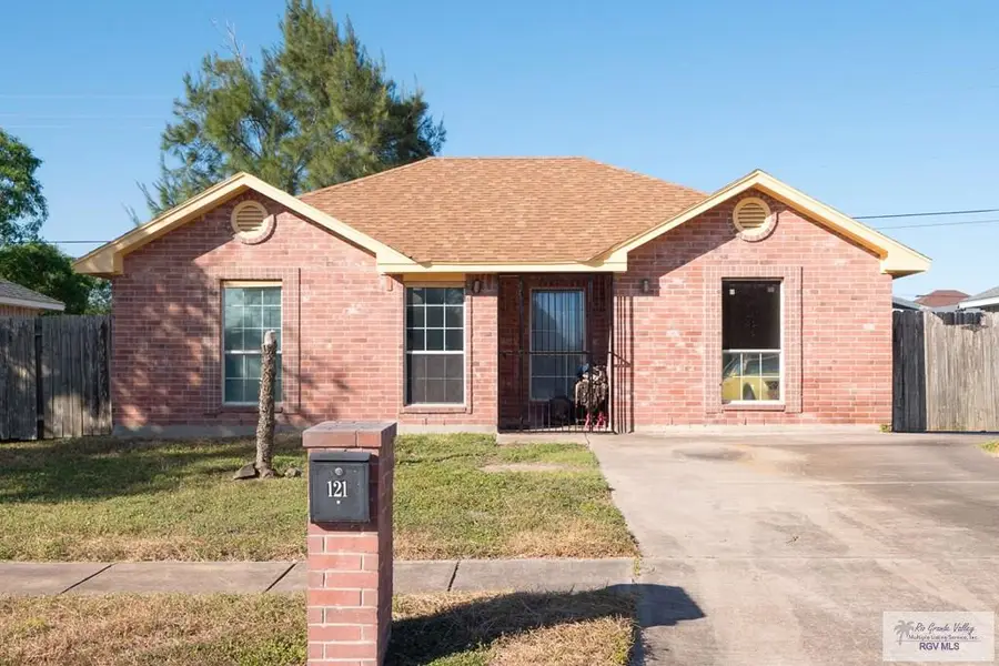 121 Kiwi Ln., Brownsville, TX 78521 - Image #2