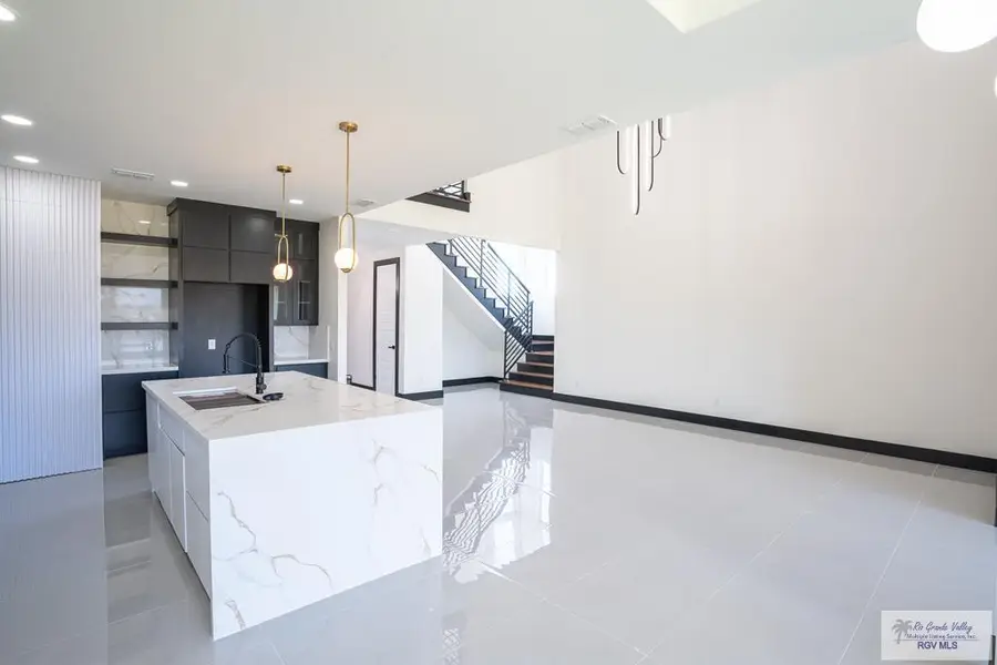 9816 Heights North, Harlingen, TX 78552 - Image #2