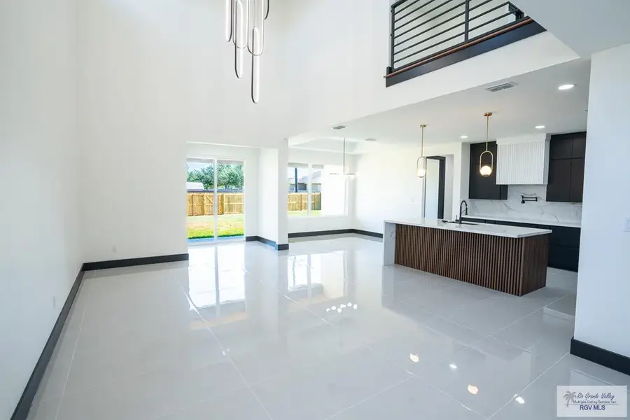 9816 Heights North, Harlingen, TX 78552 - Image #3