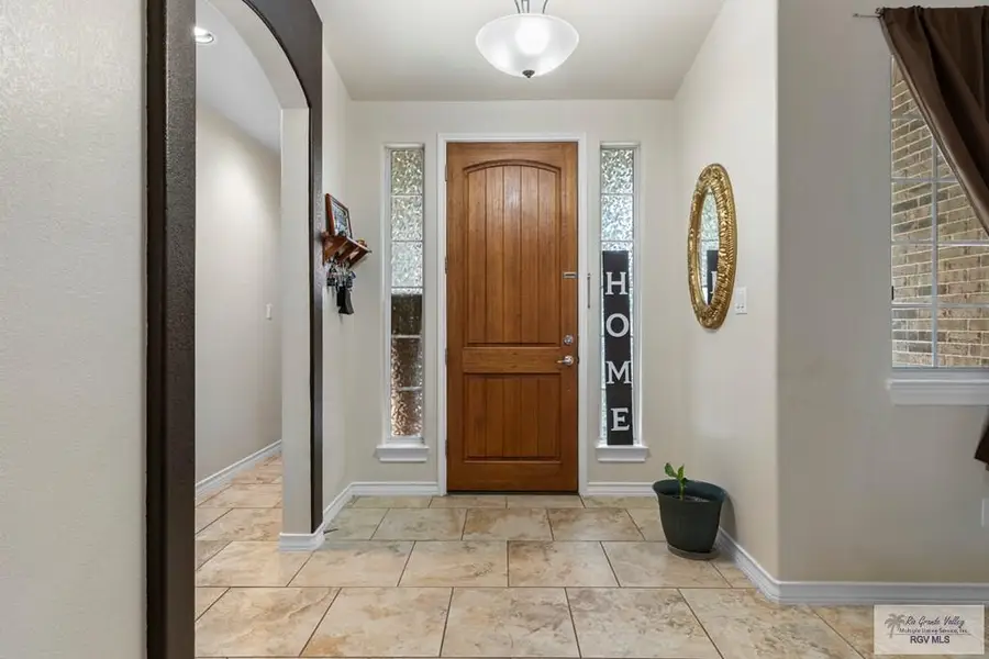 3564 Oviedo Dr, Brownsville, TX 78520 - Image #3