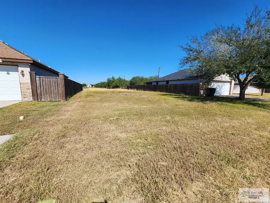 9822 Hawk Dr, Harlingen, TX 78552 - Image #2