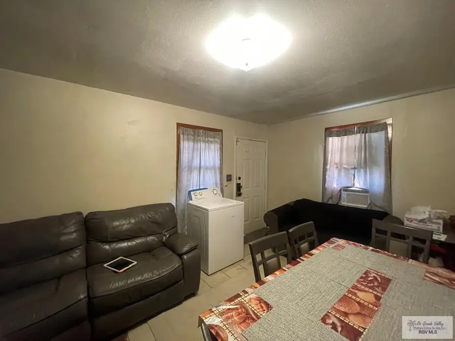 7327 De Soto Rd, Brownsville, TX 78521 - Image #3