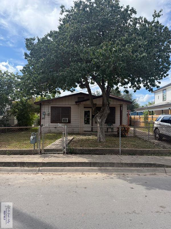 1450 Mckinley St, BROWNSVILLE, TX 78521