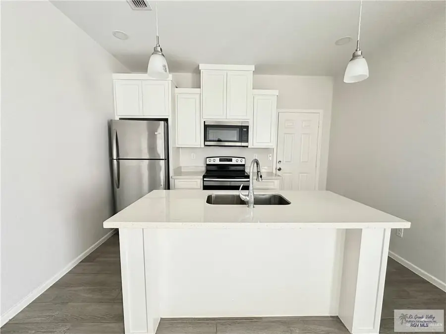 5609 Sandpiper Ave, McAllen, TX 78504 - #2