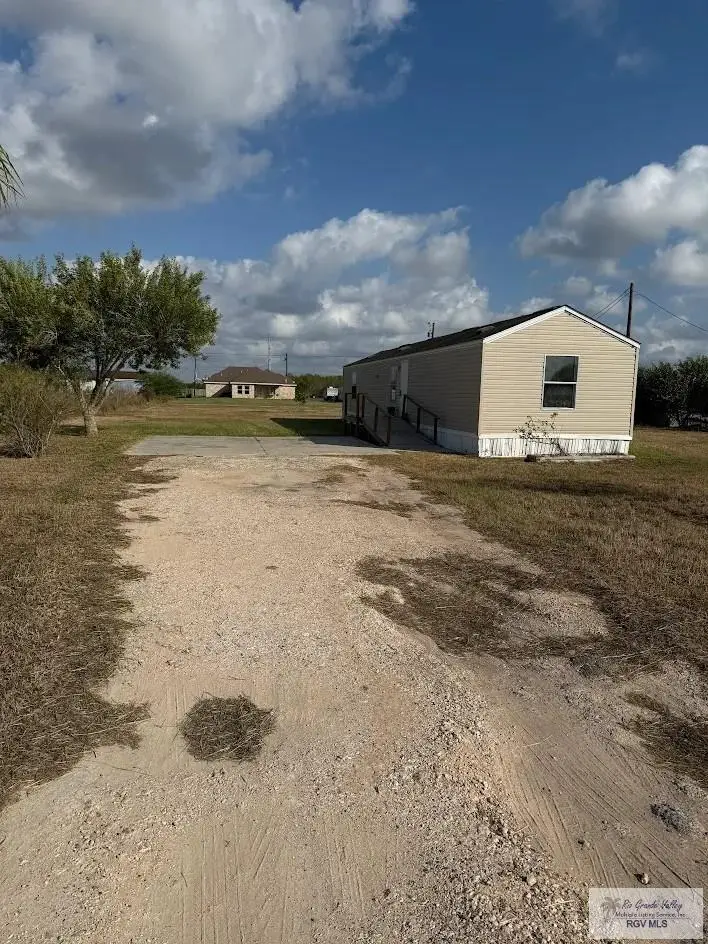 32962 Blue Jay Cir, Los Fresnos, TX 78566 - Image #3