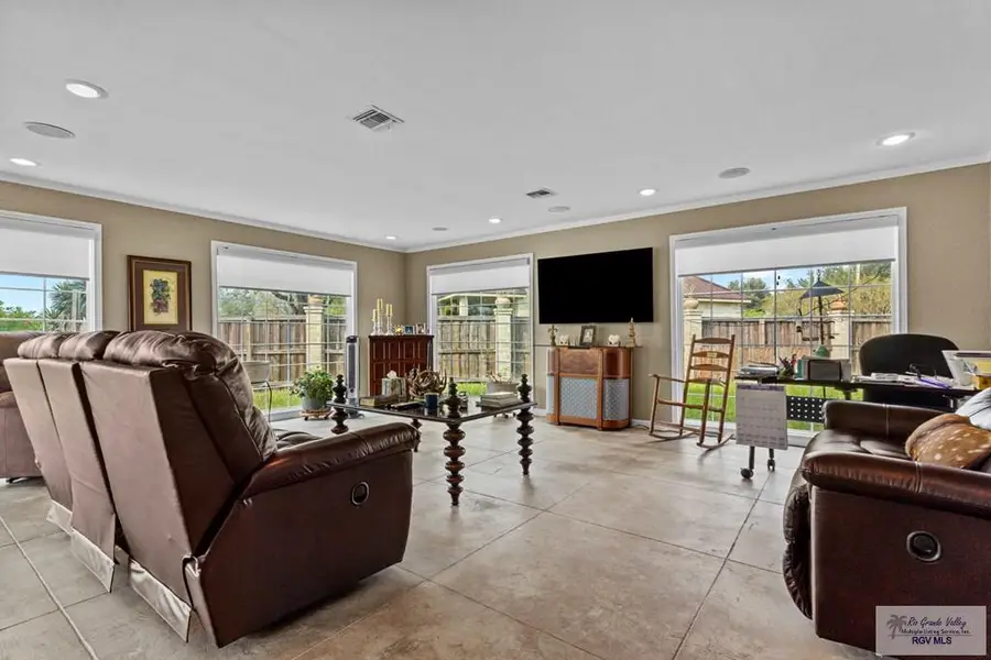 606 Pinehurst Dr., Harlingen, TX 78552 - Image #3