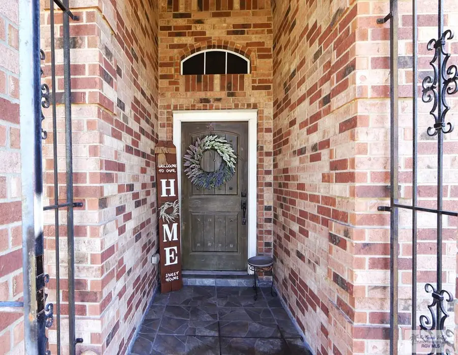 2937 Waldron Rd, Corpus Christi, TX 78418 - Image #3