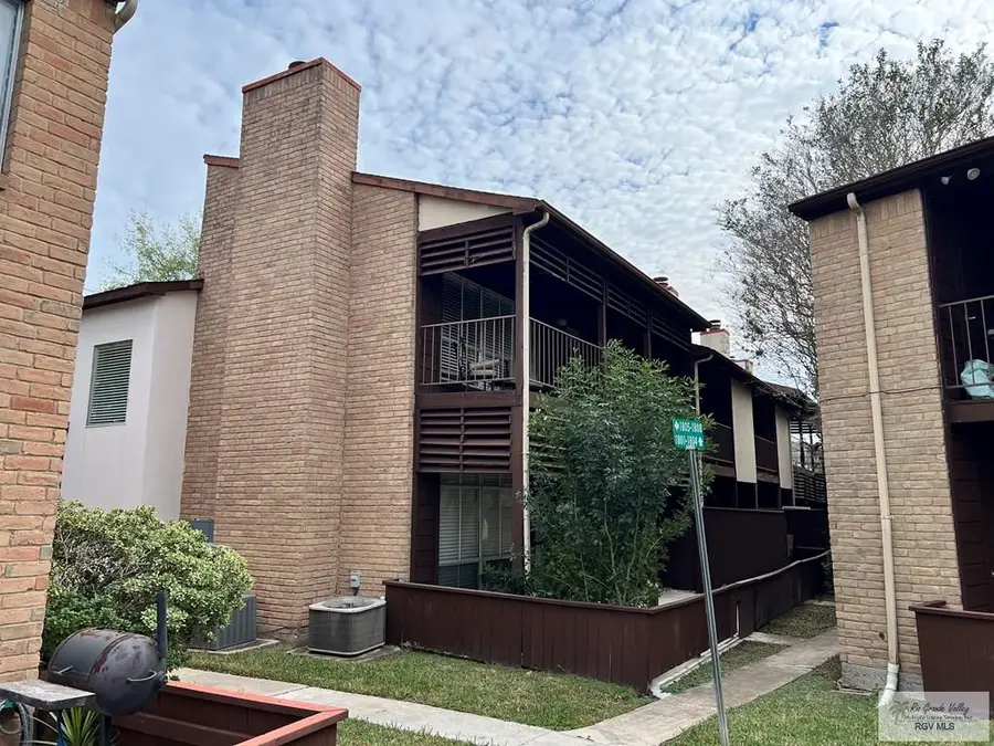 4601 Carmen Ave. #Apt. 1701, Rancho Viejo, TX 78575 - Image #3