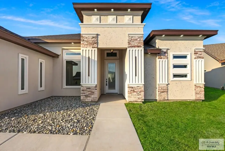 830 Beanka Dr, La Feria, TX 78559 - #2