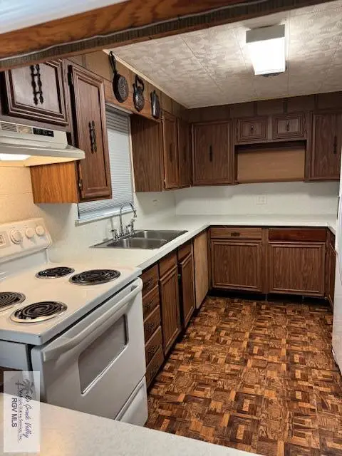 1509 N Parkwood Dr, Harlingen, TX 78550 - Image #3