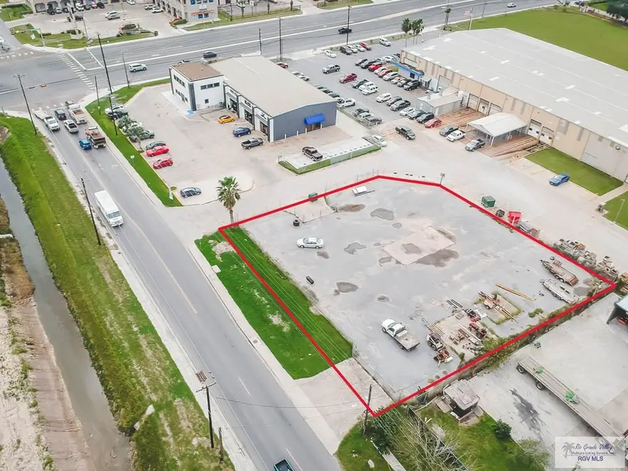 2261 Dana Ave., Brownsville, TX 78526 - Image #2