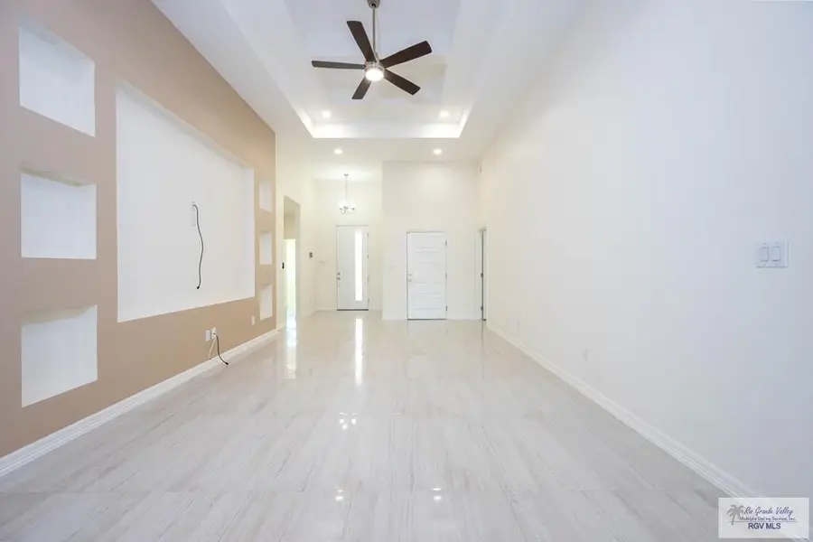 3566 Westcreek Dr, Brownsville, TX 78526 - Image #2