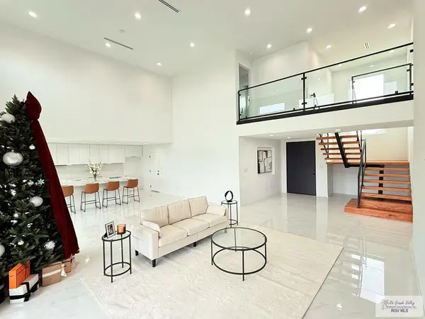 7044 Lago Vista Blvd., BROWNSVILLE, TX 78520