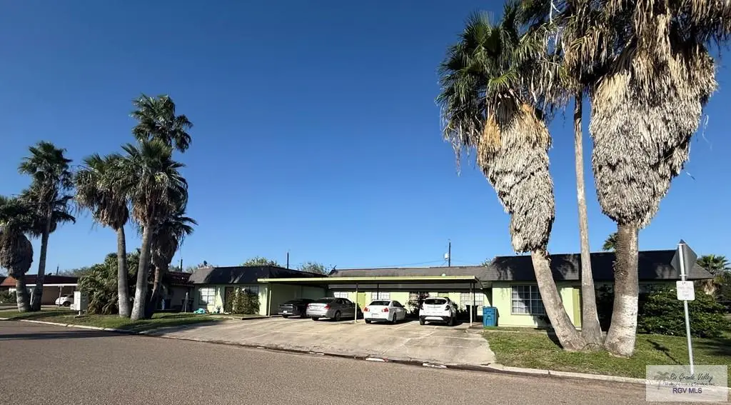 100 Las Palmas St, San Benito, TX 78586 - #1