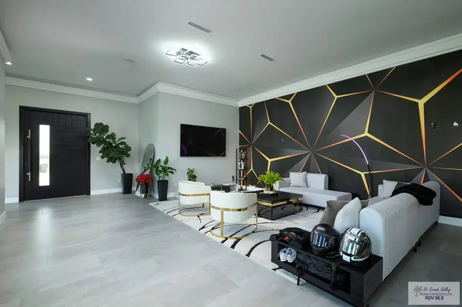 2809 N Summer Heights, San Juan, TX 78589 - Image #2